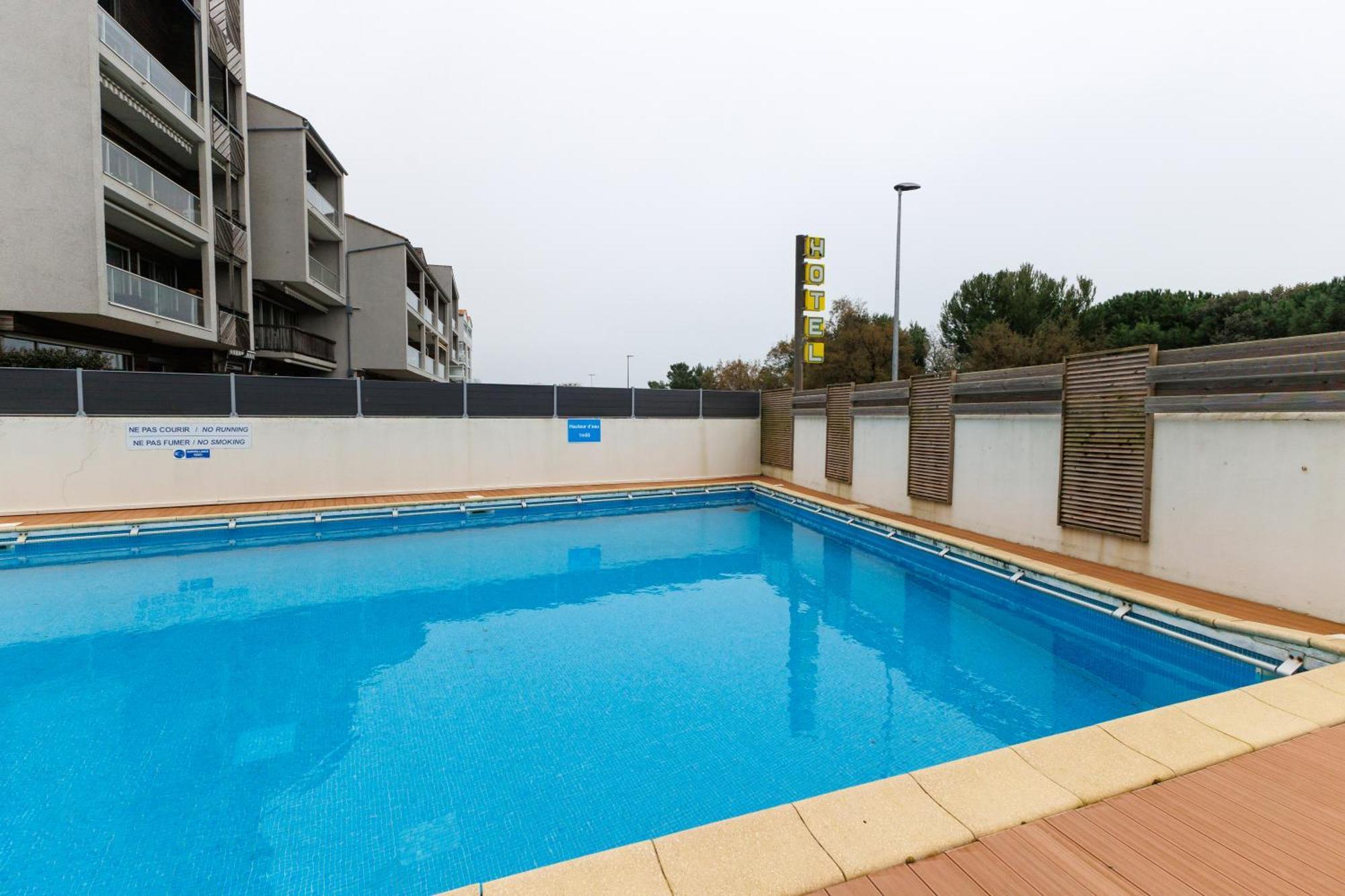Logis Hotel Le Rochelois La Rochelle  Kültér fotó