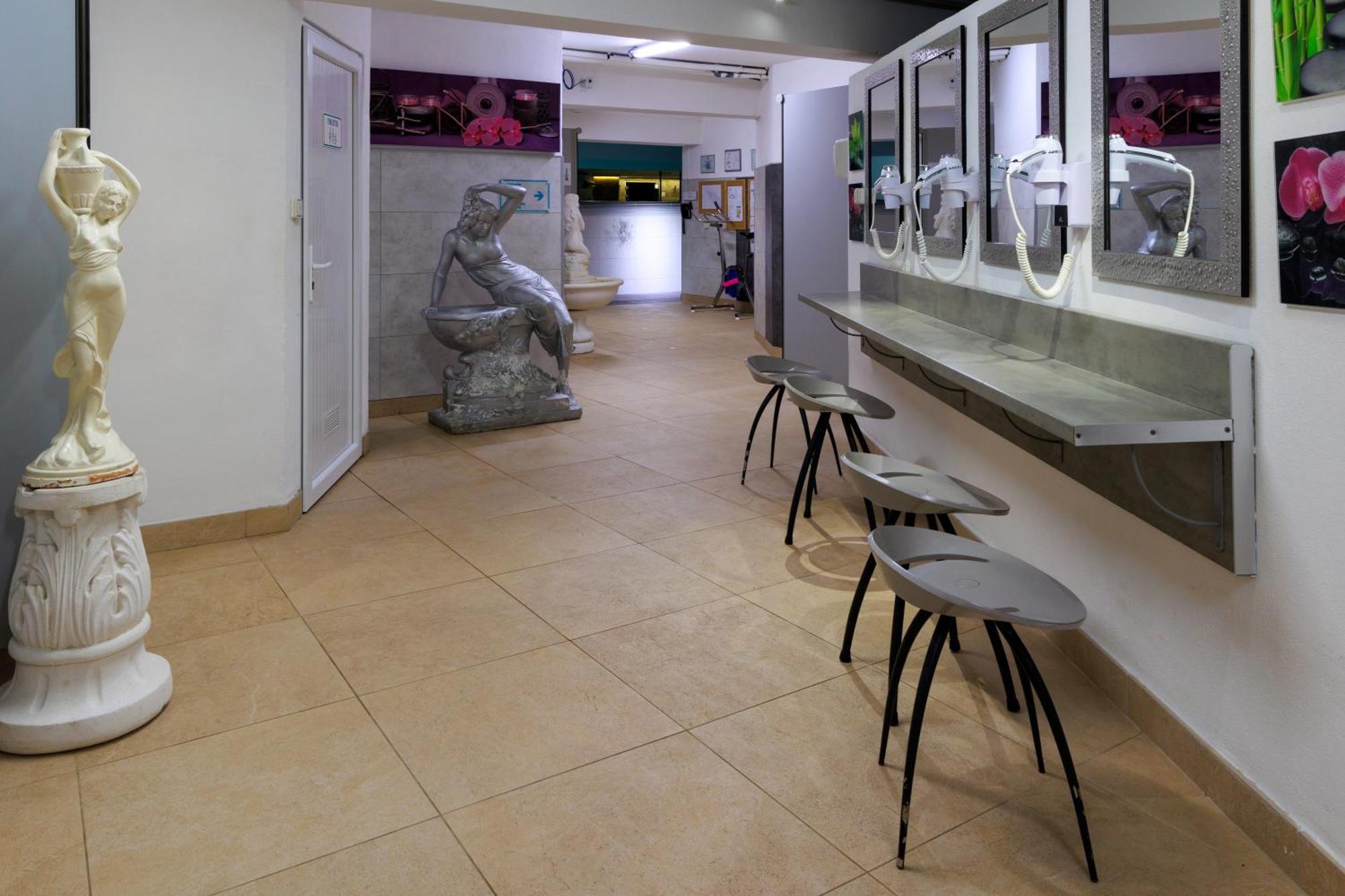 Logis Hotel Le Rochelois La Rochelle  Kültér fotó