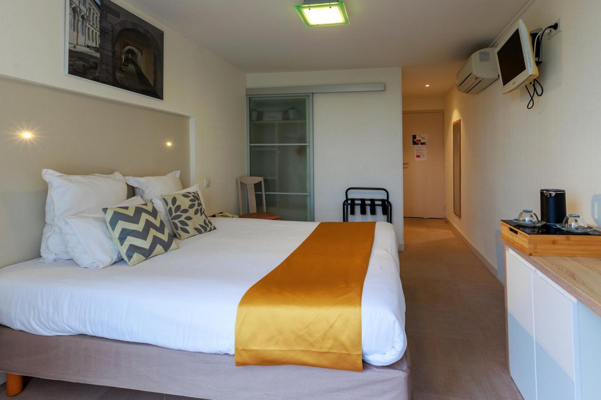 Logis Hotel Le Rochelois La Rochelle  Kültér fotó